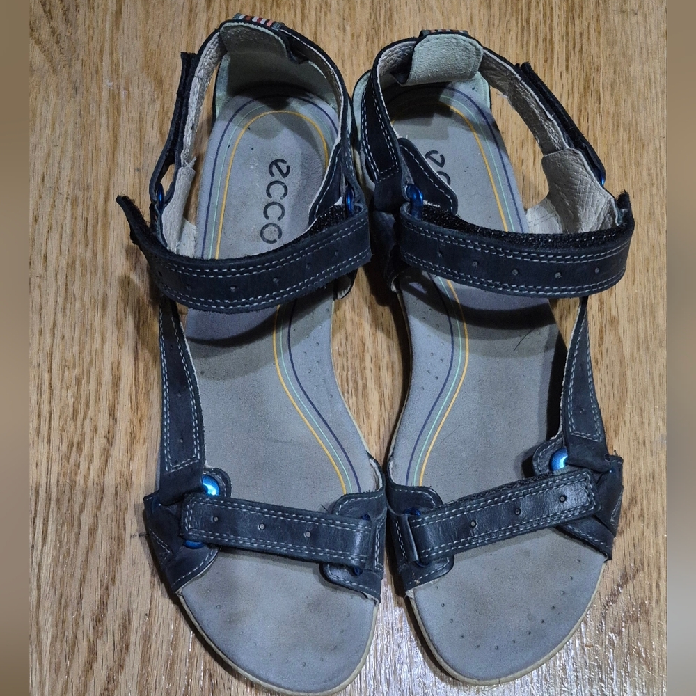 ECCO Black Leather Adjustable Strappy Sandals